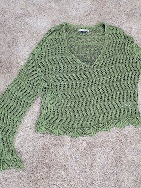American Eagle green v-neck sweater - Small
